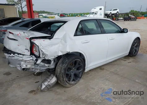 2022 Chrysler 300 S from USA, damaged, VIN 2C3CCABG9NH184401